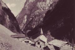 St. Martin im Calfeisental um 1920. Aufnahme von Friedrich Wilhelm Sprecher, Vättis